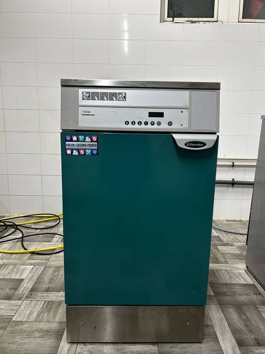 Професійна сушильна машина 10 кг Electrolux T3190(електричні і газові)