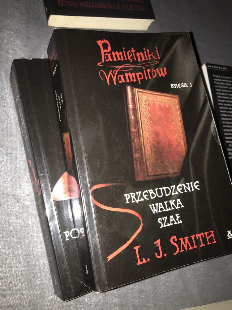 „Pamiętniki wampirów” L. J. Smith - 2 tomy, plus „Pamiętnik Stefano”
