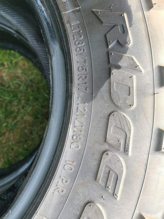 Opony wielosezonowe LT 285/75/R17. RAM