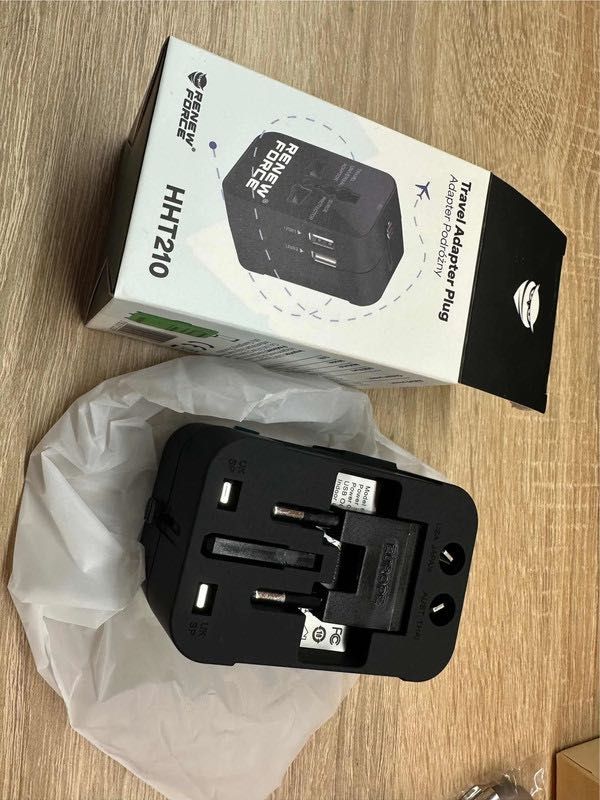 Uniwersalna Przejściówka adapter Gniazda Usa Uk Eu Aust Ładowarka USB