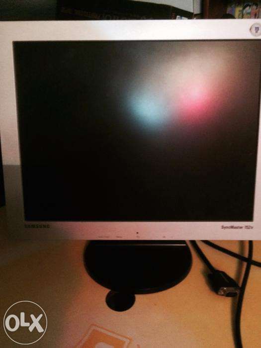 Monitor Samsung SyncMaster 152v