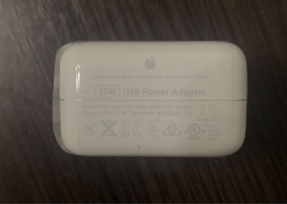 Оригінальний зарядний пристрій USB Apple 12W (5V  2,4A) A1401