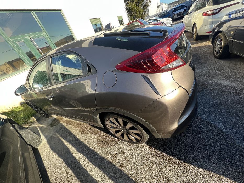 Honda Civic IX (peças)