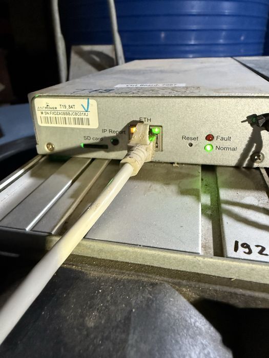 Bitmain Antminer S19jPro