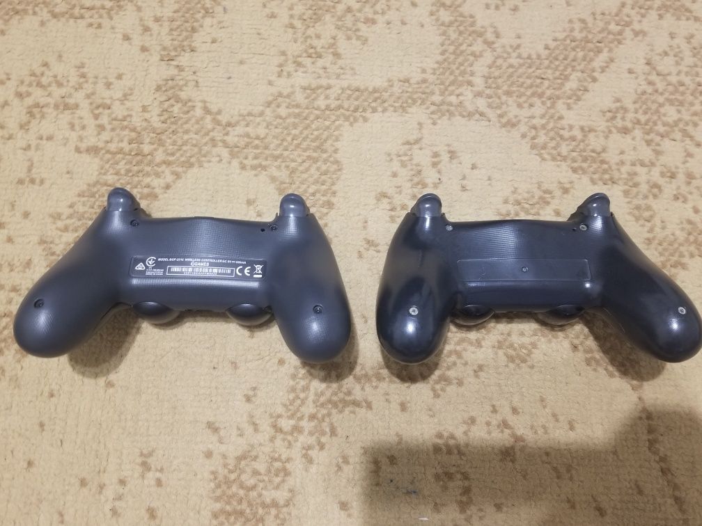 Продам PS4 б/в - Добрий стан! 9.60