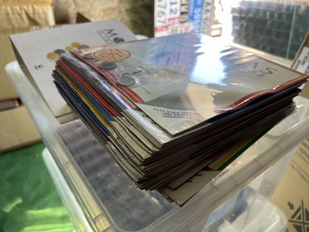 Coleção completa MOEDAS DE TODO O MUNDO