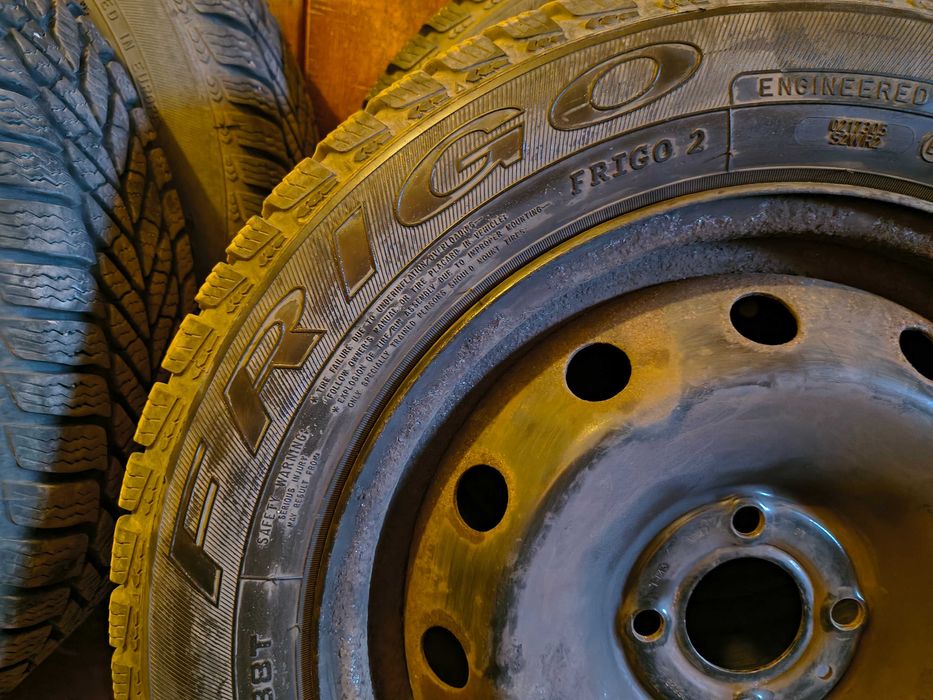 Opony zimowe z felgami  Dębica  Frigo  185/65/R15    88T