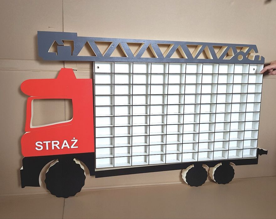 Półka na samochodziki /resoraki w ksztalcie strazy pozarnej