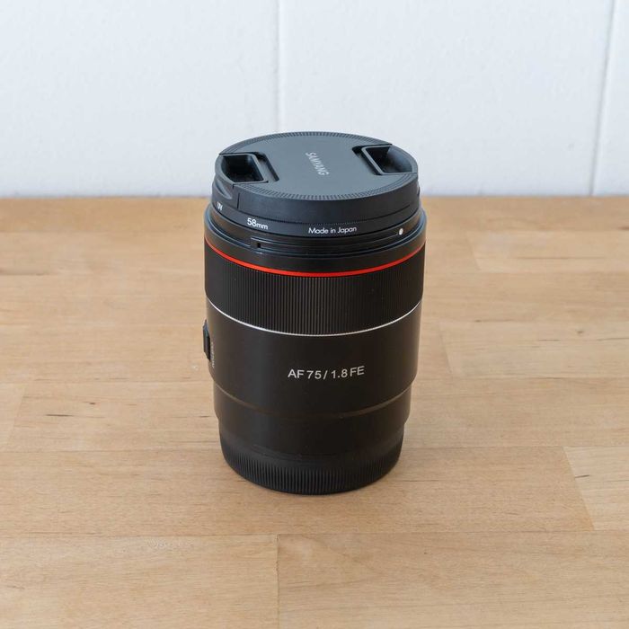 Objetiva Samyang 75mm f1.8 AF para Sony FE - Como Nova