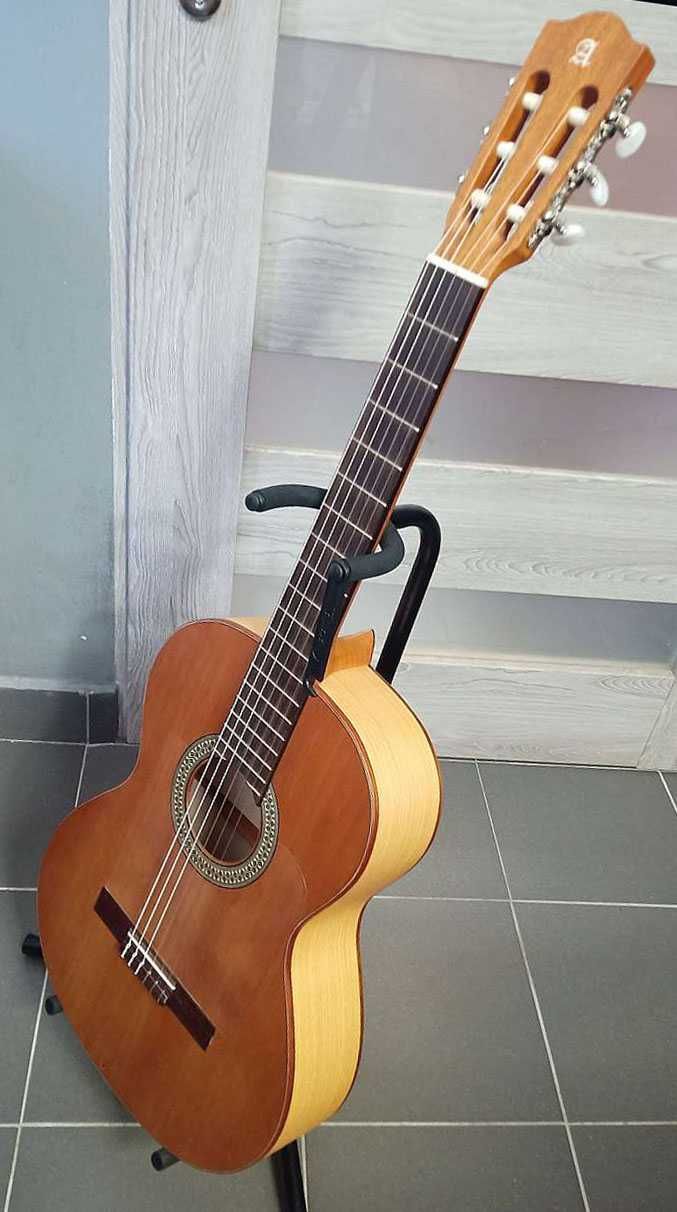 Hiszpańska gitara klasyczna 4/4 Alhambra 2FG Flamenco