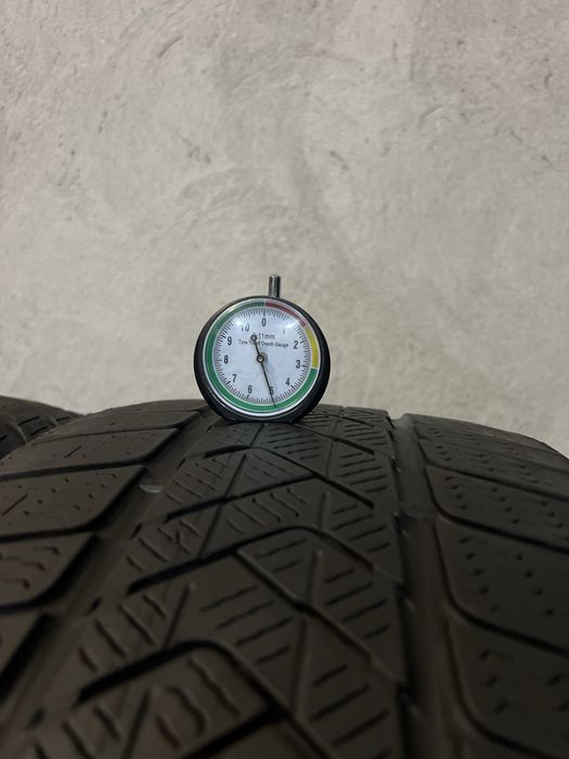235/45/18 98V Pirelli Sottozero 3