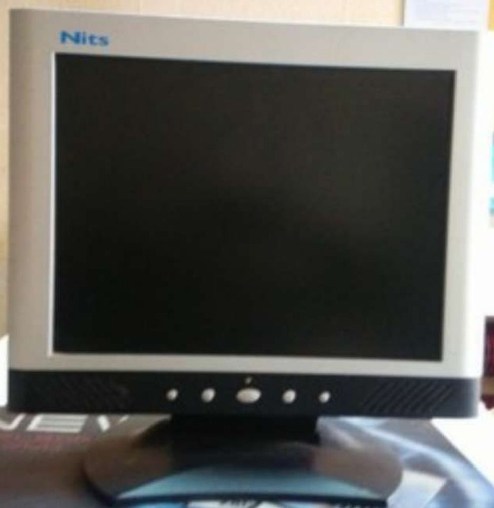 Monitor Płaski LCD Nits M15E "15cali" Zadbany