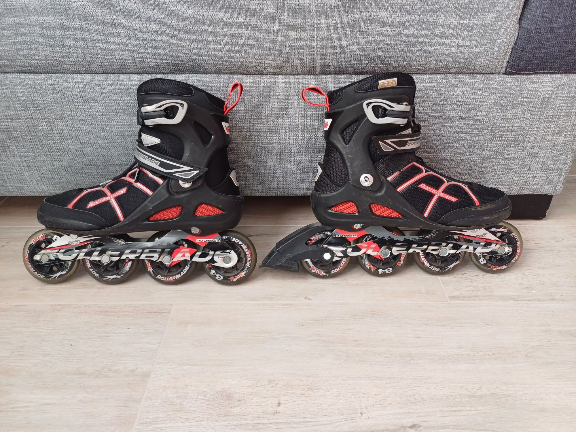 Nr 26 Rolki ROLLERBLADE MACROBLADE 84 Alu roz 42 dł. wkładki 27 cm