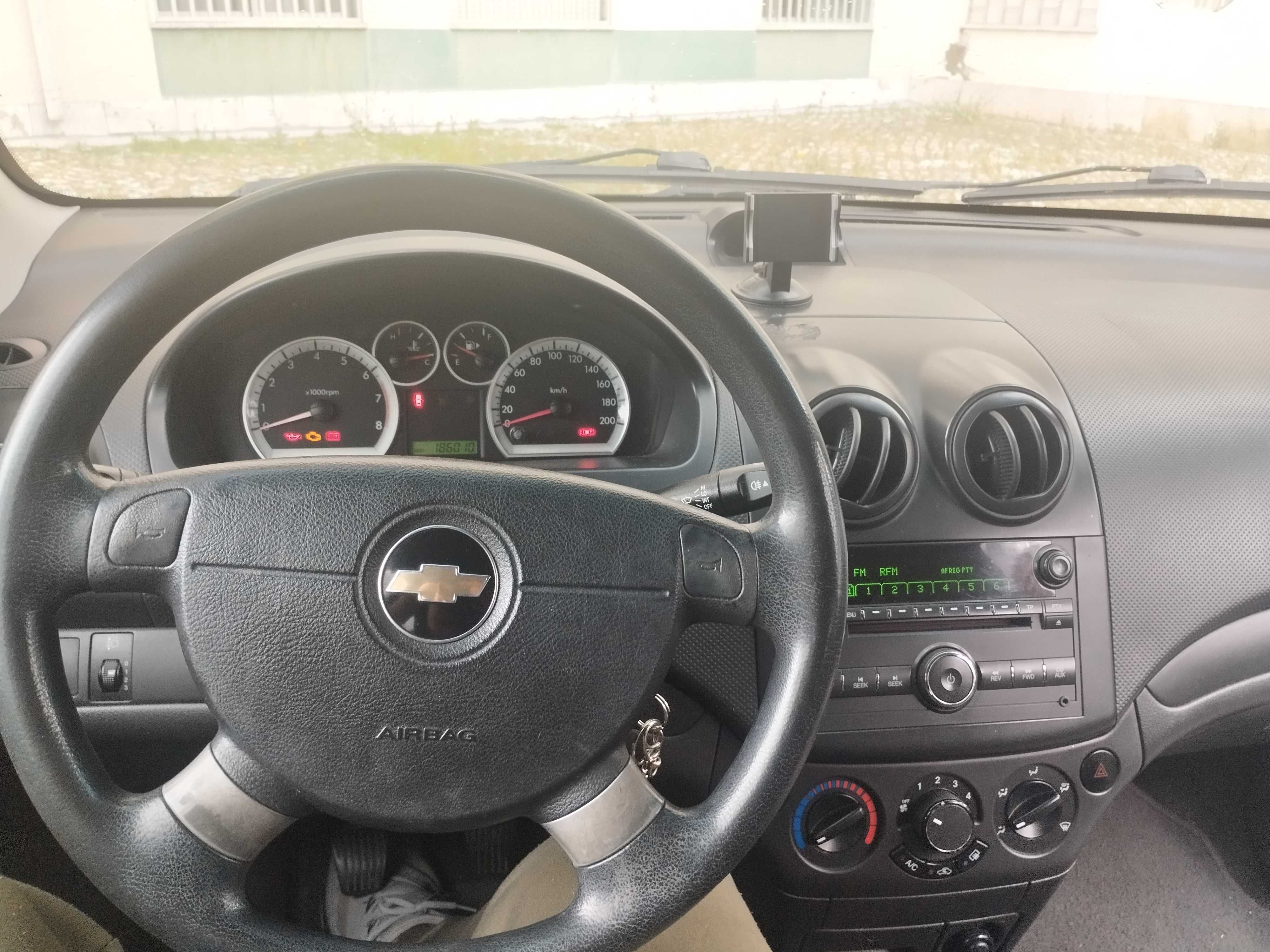 Aveo 1.2  sedan  2007 .