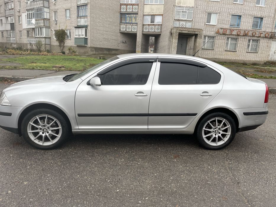 Октавиа А5 газ/бенз