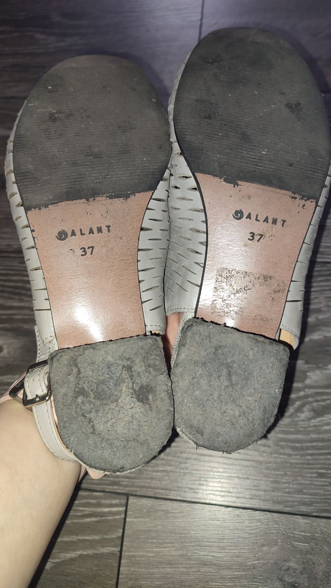 Skórzane sandały damskie roz 37