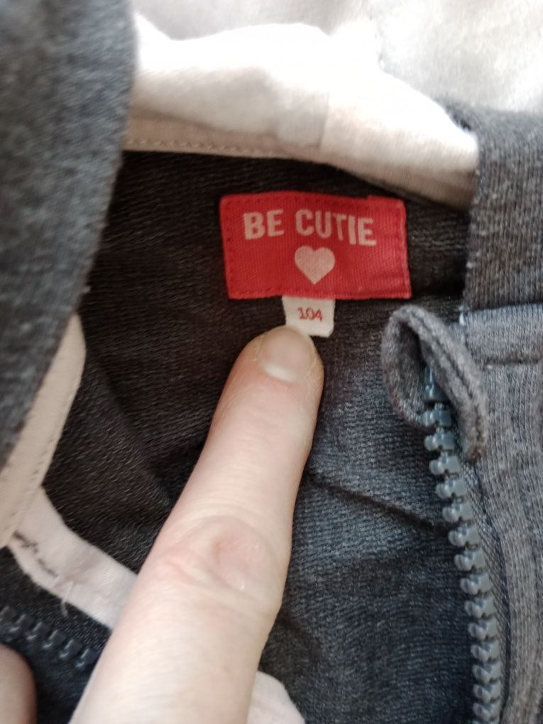 Bluza dziecięca rozmiar 104