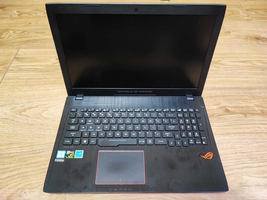 ASUS ROG Strix GL553VD – i7 / GTX 1050 / 32 GB RAM / 3× dysk (SSD+HDD)