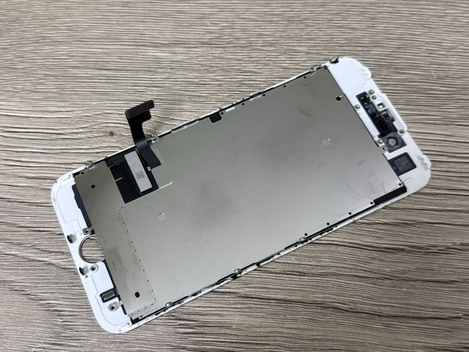 Oryginalny wyświetlacz ekran Apple iPhone 7 demontaż wymiana