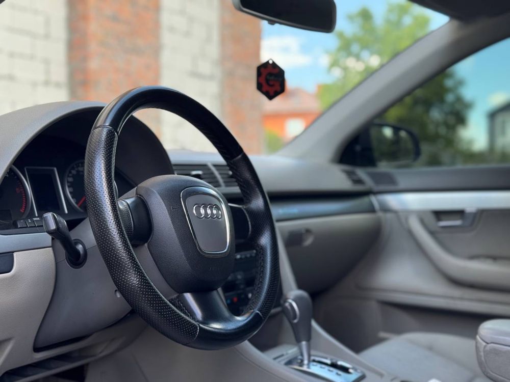 AUDI A4B7 3.0D quattro
