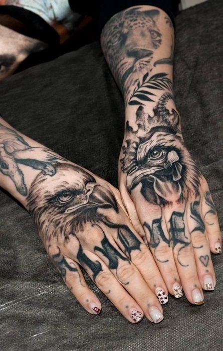 Тату реализм, чекано