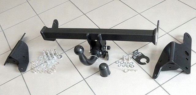 Słupsk Nowy Automat Wypinany Hak Holowniczy Toyota Auris od2013 Kombi