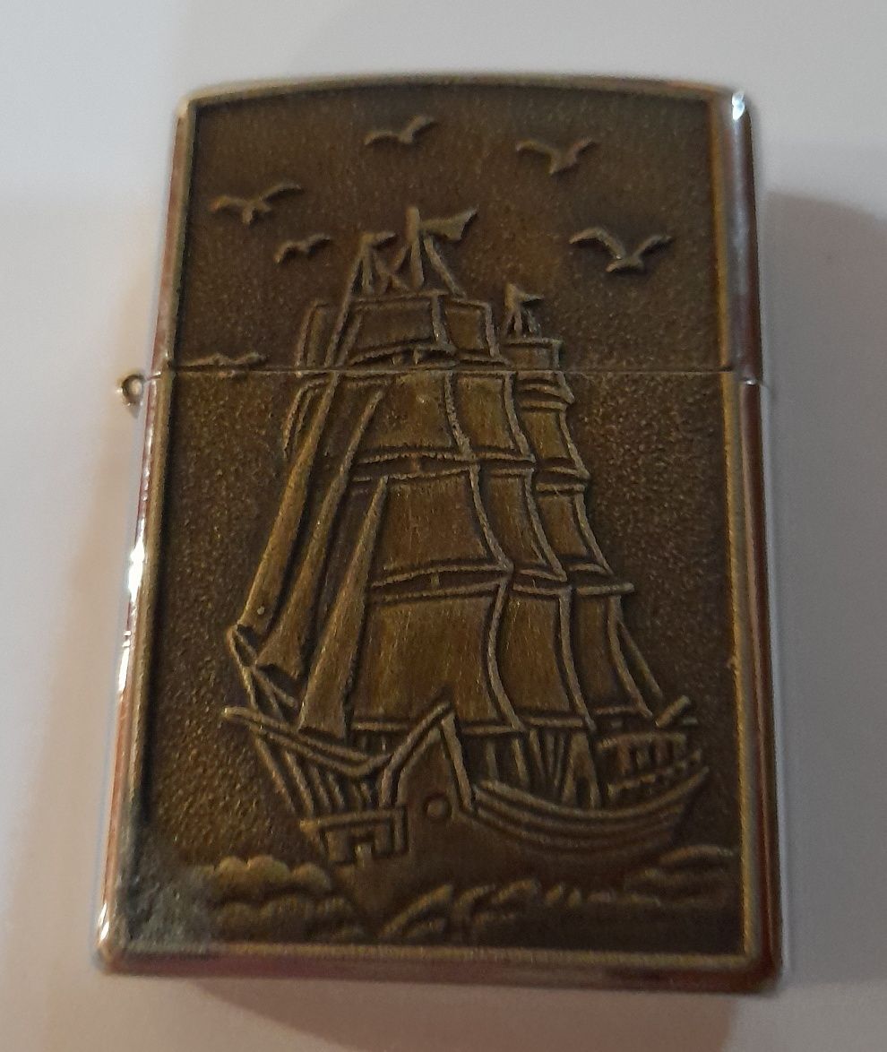 Isqueiro tipo Zippo