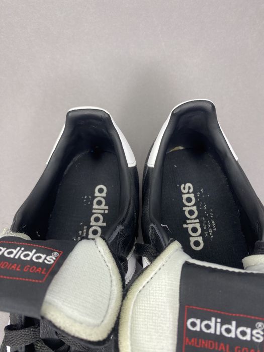 Adidas Mundial шкіряні футбольні футзалки як нові 42 42.5р адідас