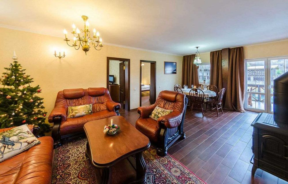 Апартаменти з кухнею та басейном для 2х або 4х, біля Буковелю, Карпати