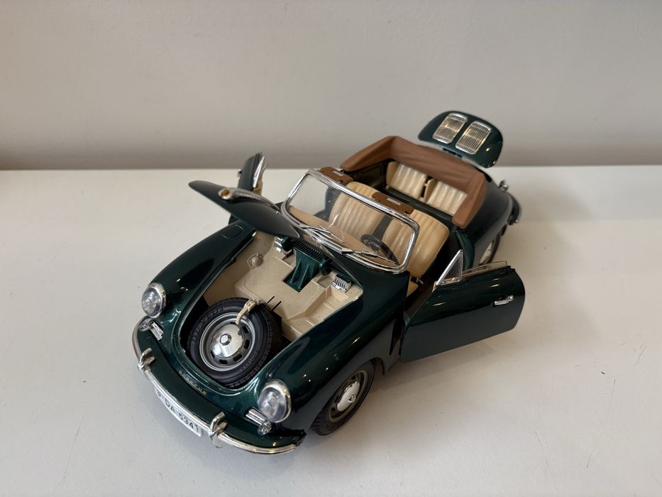 Model Porsche 356B 1:18 BBurago Burago (maisto welly)