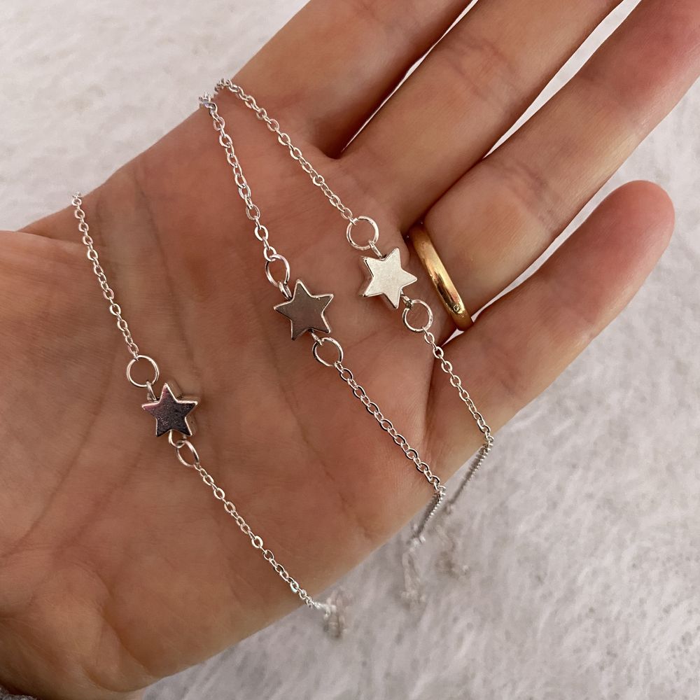 Conjunto de 3 pulseiras em prateado com Estrela (novas)