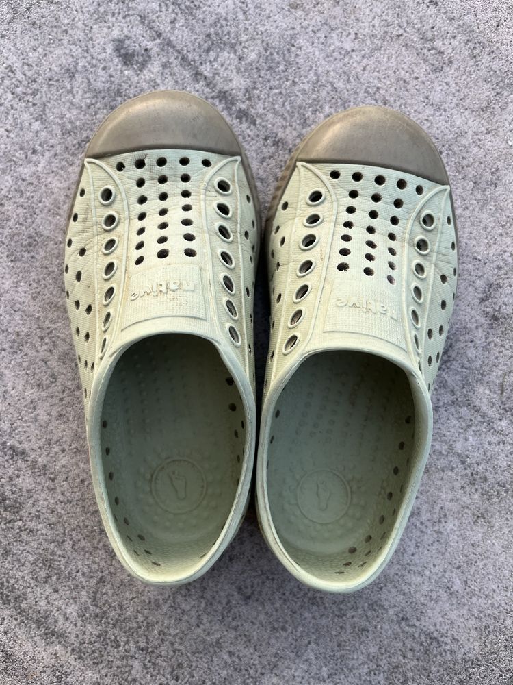 Zielone buty Native góry C9 25