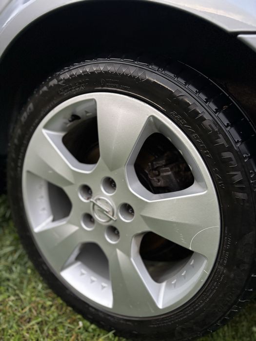 Продам Opel Signum