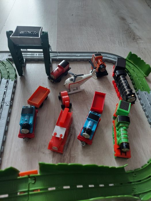 2 zestawy Tomek i przyjaciele