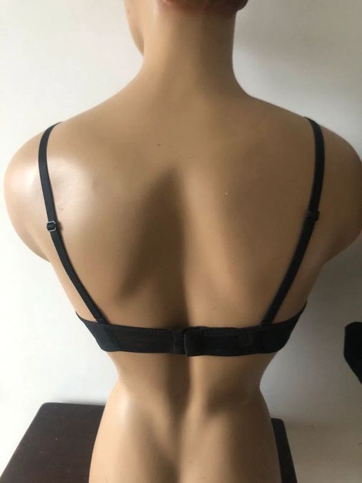 Peças de lingerie variadas desde...