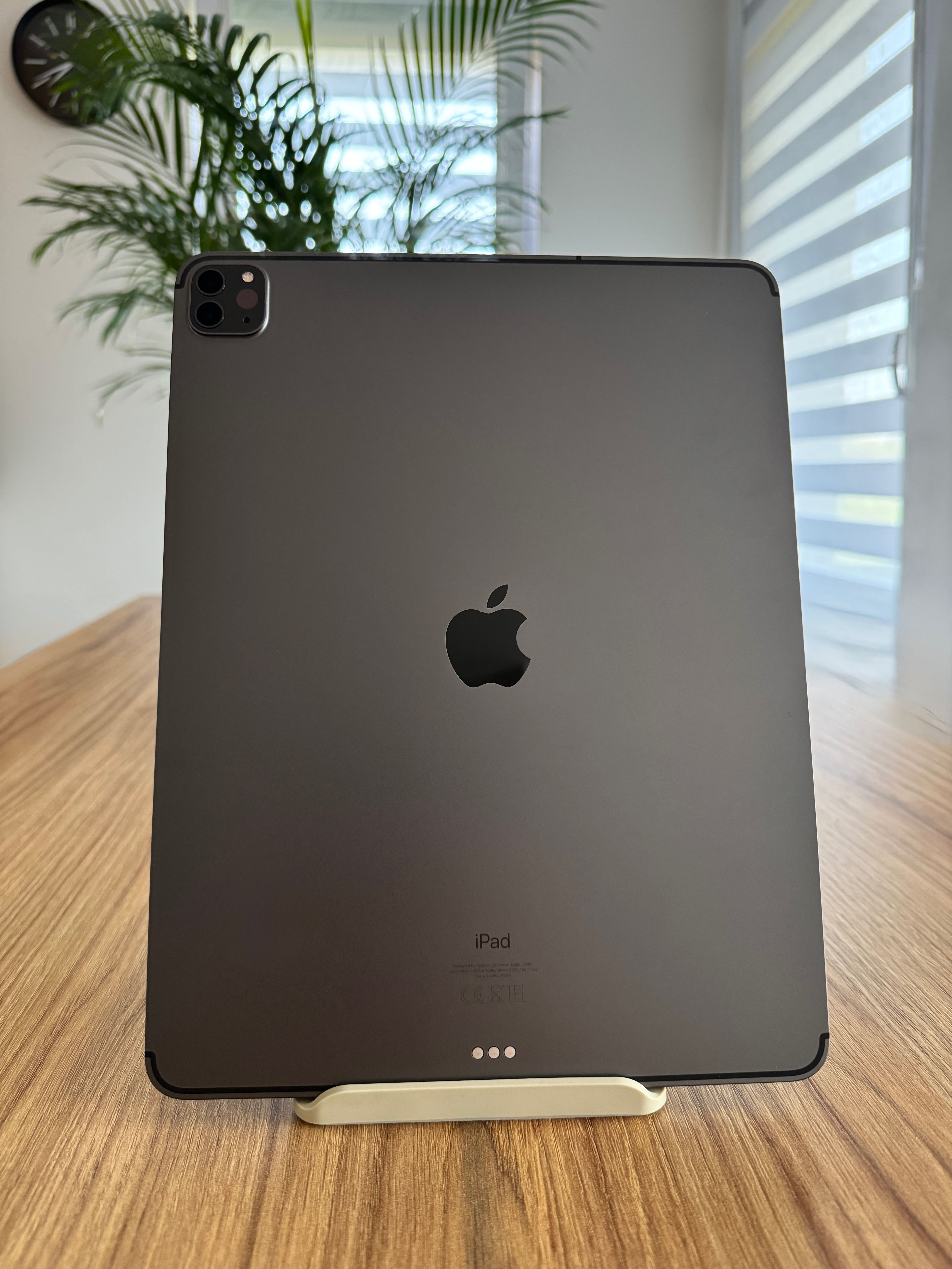 Apple iPad Pro 12,9" Gen. 5/Procesor M1/ Ram 8GB/512 GB WiFi+Cellular
