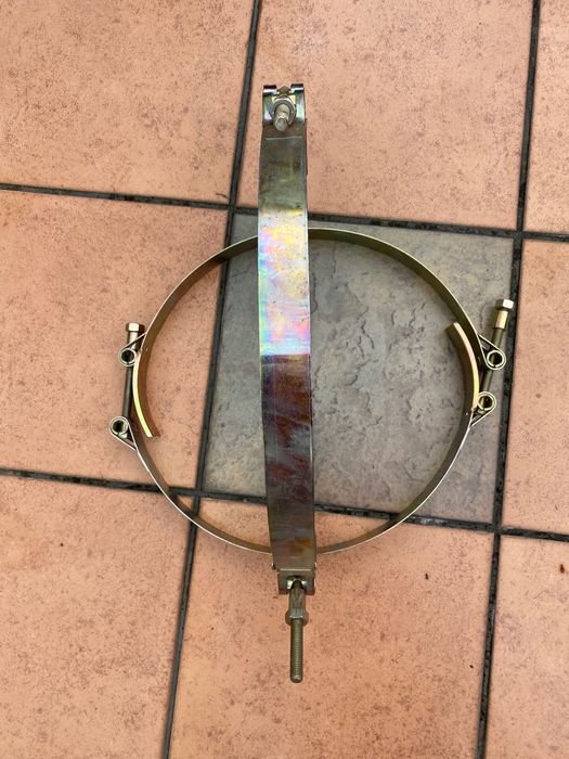 Duża metalowa opaska zaciskowa 35 cm średnicy