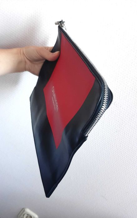 saszetka kosmetyczka Calvin Klein