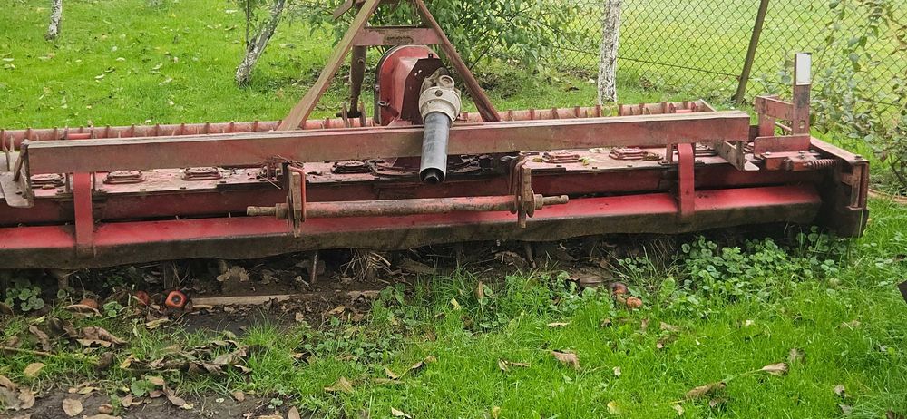 Brona wirowa 3m z wałem packera agregat aktywny