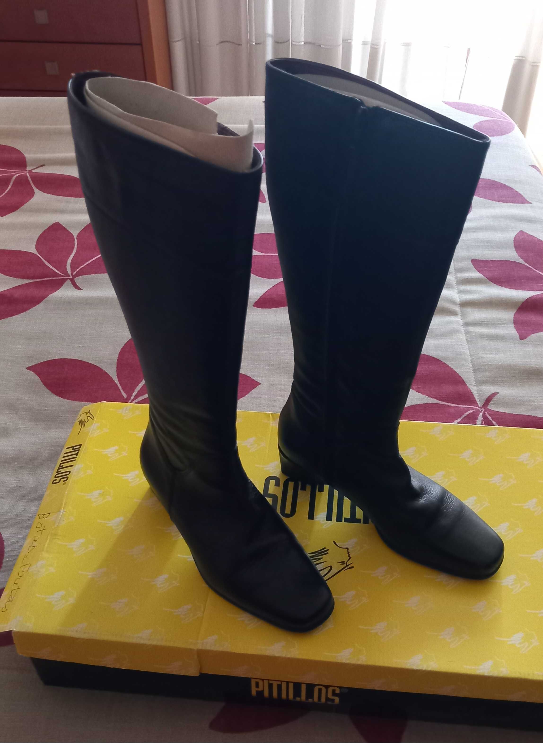 Sapatos diversos