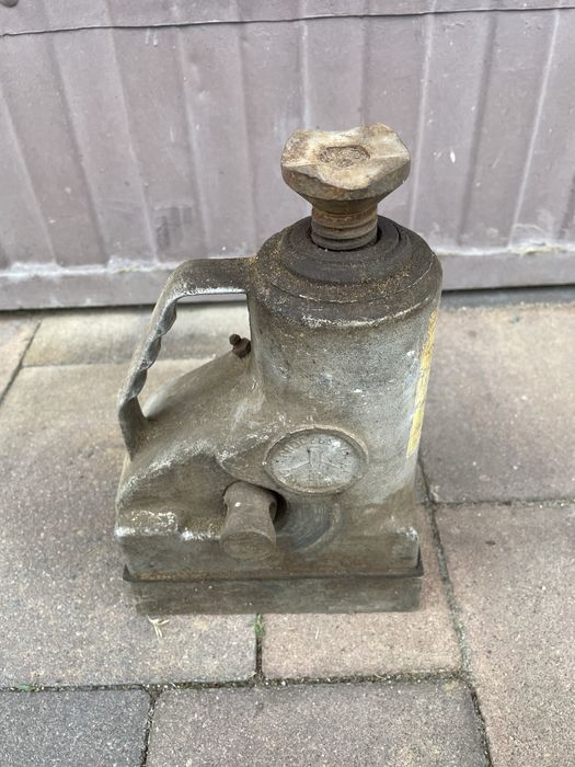 PROCZESAM 8T Lewarek Podnośnik hydrauliczny