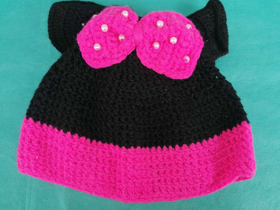 Czapka Myszka Minnie wełniana wykonana na szydełku