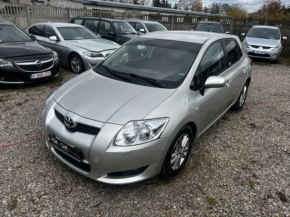 Toyota Auris Toyota Auris 1,6 i 132 KM ! Klima ! Alufelgi ! Sportowy wydech !