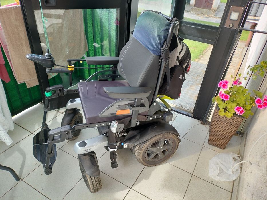 Wózek elektryczny ottoBok juvo B5