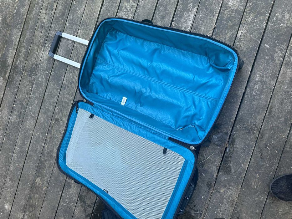 Thule subterra wheeled duffel 70cm - 70 litrów