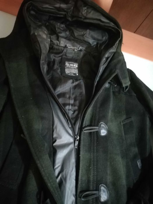 Blusão / Sobretudo - Impermeável	Pull&Bear - Usado em Bom estado