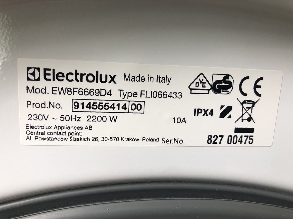 Пральна машина Electrolux PerfectCare800 Італія