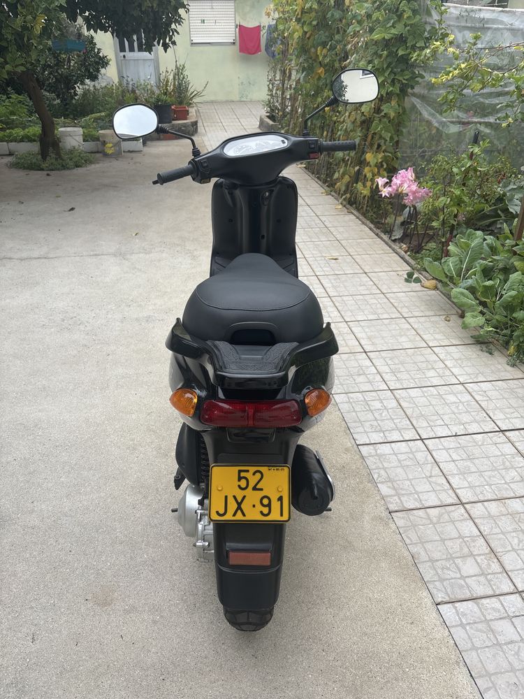 Gilera Typhoon 50c