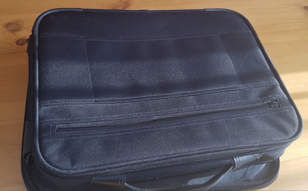 Torba na  laptopa  busness 17'