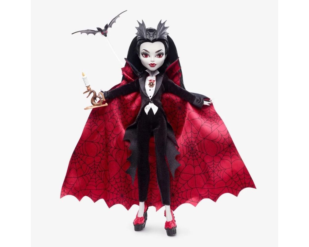 Monster High Ельвира, Монстер хай Дракулаура, Клео де Нил